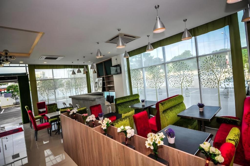 Le Garden Hotel Kota Kemuning Shah Alam Exterior photo